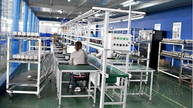 車(chē)間流水線(xiàn)工作臺(tái) 車(chē)間流水線(xiàn)工作臺(tái)